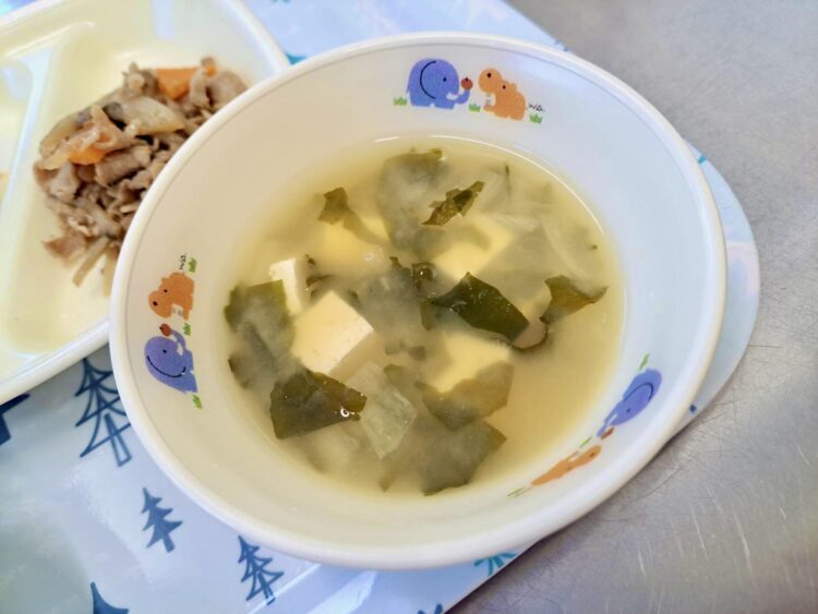 栗ご飯・牛肉のしぐれ煮（神奈川県　こども園）委託給食・自園給食