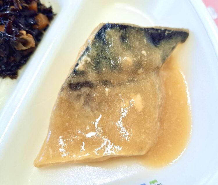 サバの味噌煮（大阪府　保育園）委託給食・自園給食