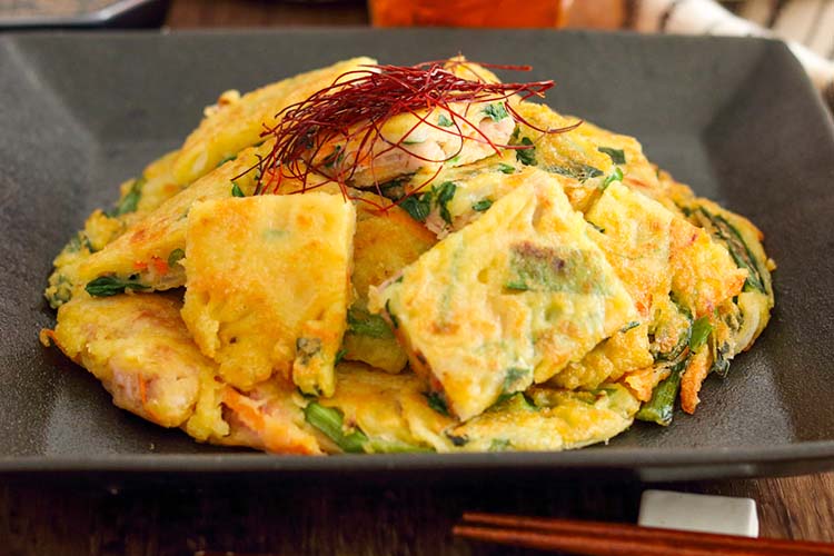 「チヂミ」幼稚園・保育園の人気の給食レシピ（富喜屋オリジナル食育レシピ）